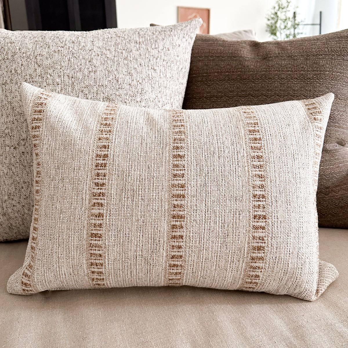 Pier 1 magnolia pillows best sale