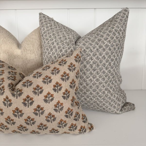 Creamy Indoor/Outdoor Pillow Cover