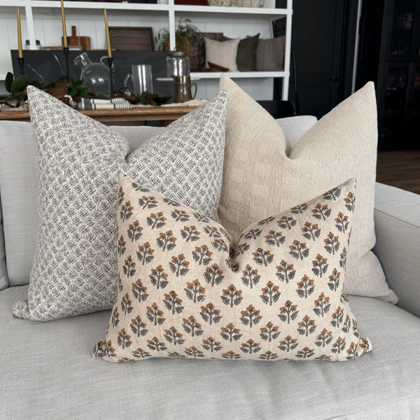 Creamy Indoor/Outdoor Pillow Cover