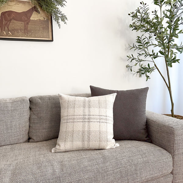 Snow & Linen Stewart Plaid