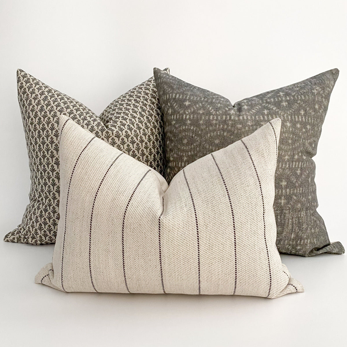 Solene 20 x 20 Charcoal Throw Pillow - Elegance Collection – Deborah l  kerbel