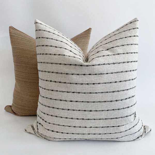 Eloa Gray & White Pillow Cover