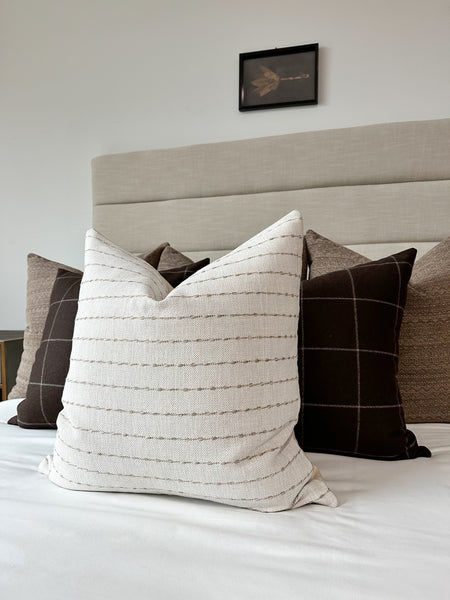 Eloa Neutral Pillow Cover