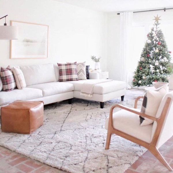@halfway_wholeistice, @hacknerhome, Hackner Home, Christmas pillows, Christmas decor, Holiday decor, Farmhouse Christmas decor, Red plaid pillow, Red Christmas Pillow, Christmas pillow, Red Tartan Pillow