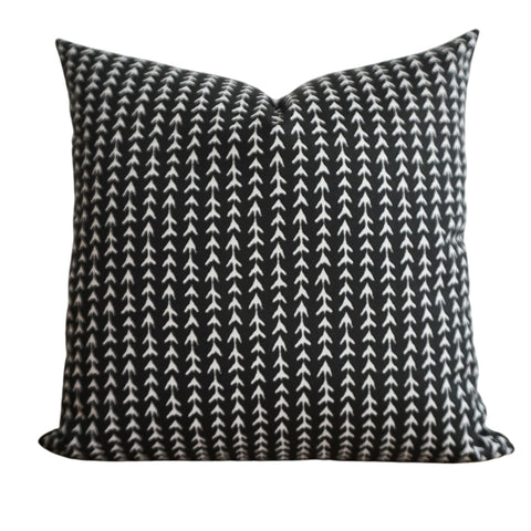 Vines Black Indoor\Outdoor Pillow Cover