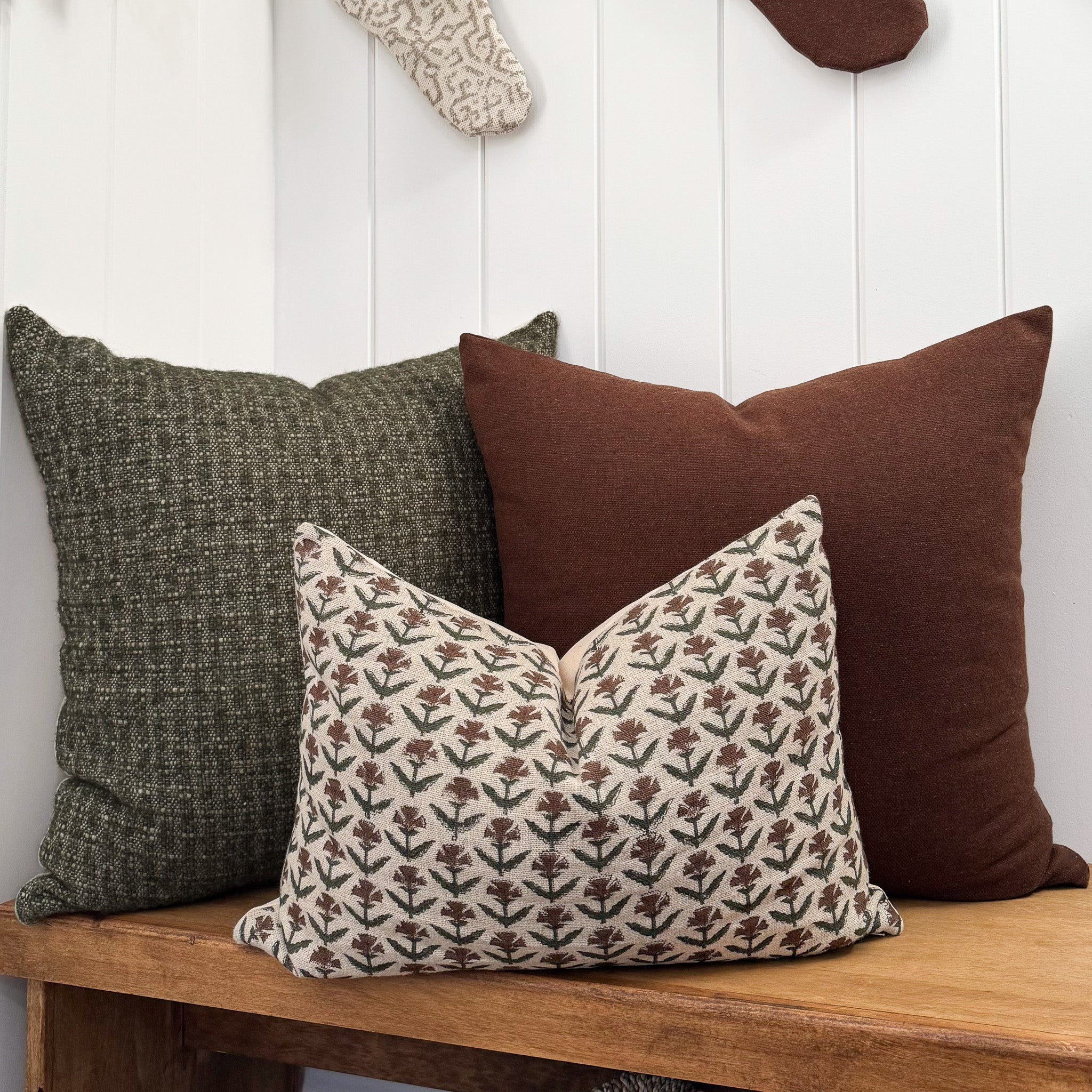 Cottage Christmas Pillow Cover Set