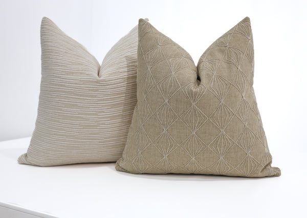 French Knots | Linen Pillow Cover