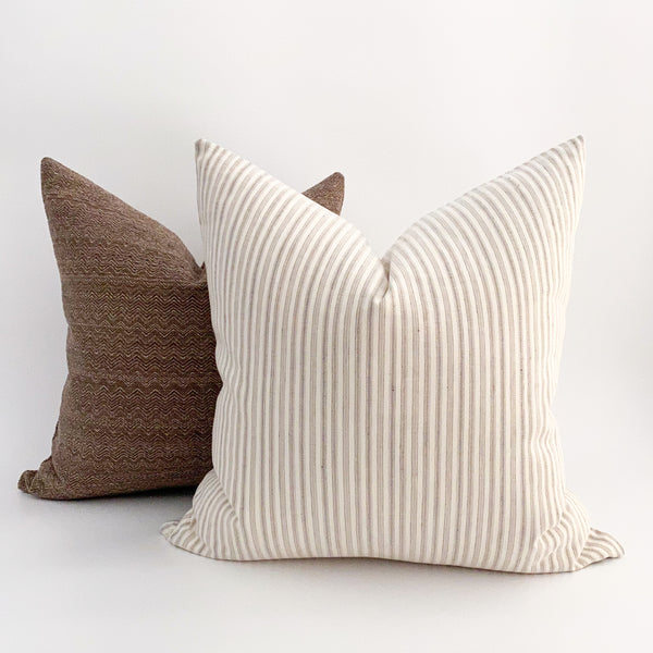Throw Pillows, Handmade Pillows, Designer pillows, Linen Striped Pillow, Hackner Home, Hackner Home Pillows, Striped Pillows, Decorative Pillows, Spring Pillows, How to Style Pillows, Pillow Groupings, Pillow Patterns Grouping, Modern Pillows