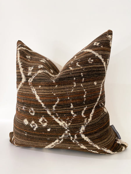 Mountain Lodge Pillow Cover (ON THE SHELF)