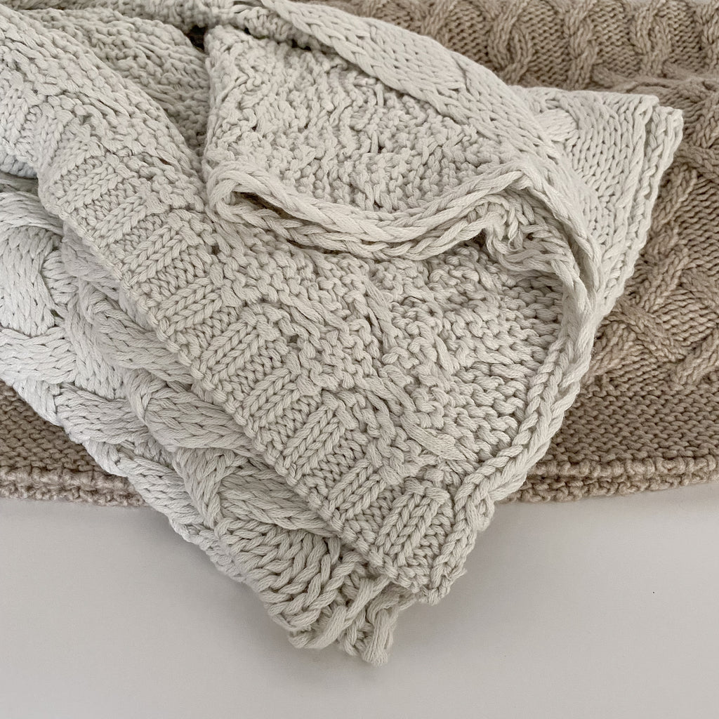 Light Gray Knitted Throw Blanket